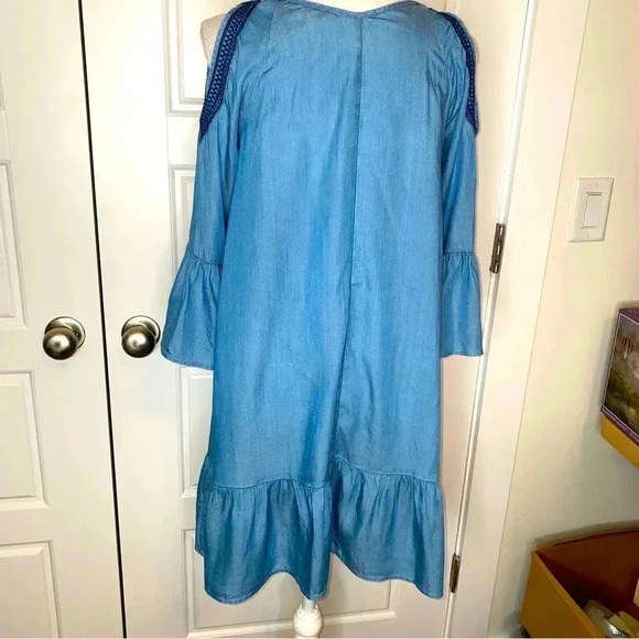 Crown & Ivy Chambray Peasant Dress XS ❤️ - Picture 8 of 14